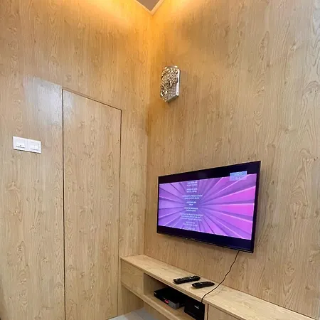 Sofiamuslim Homestay Putrajaya: Near Alamanda Mall & Government Centre Exterior photo